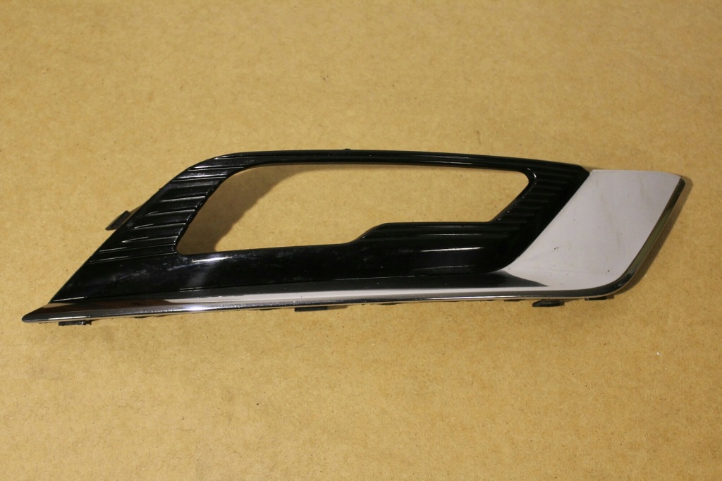 Купить Ford mondeo mk5 17- решётка противотуманной фары бампера