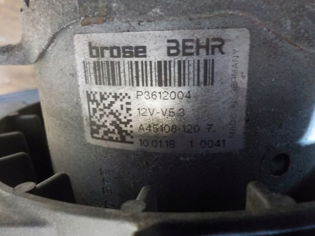 Insignia вентилятор радиатора p3612004 2.0 cdti Цена