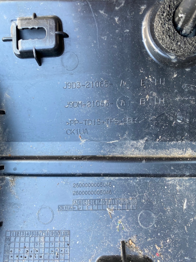 фото №4, Jaguar i-pace x590 молдинг дверь левая передняя