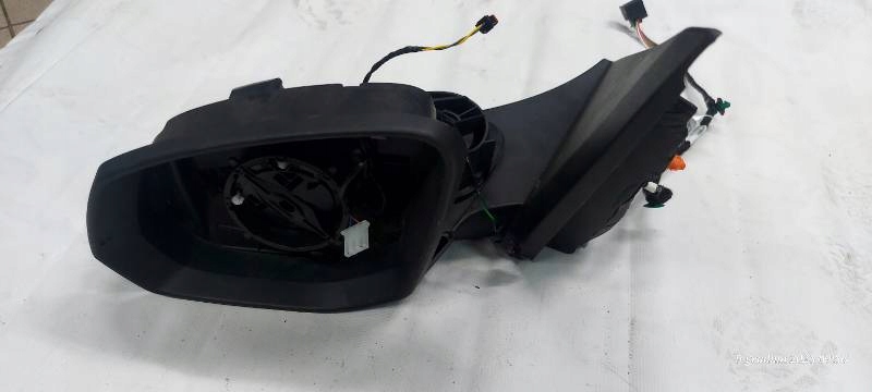 фото №1, Зеркало левая vw multivan t7 9pin повреждённые