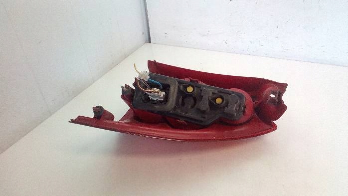 фото №6, Лампа левая задняя kombi peugeot 306