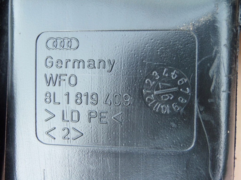 фото №9, Приборная панель приборная панель консоль 8l0857069 audi a3 8l