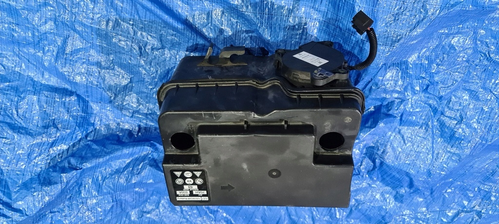 фото №1, Honda odyssey корпус аккумулятор 17-23