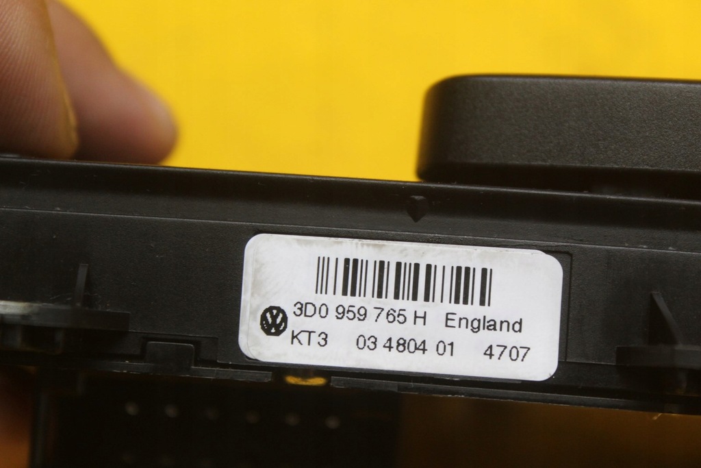 фото №7, Перемикач сидіння лівий перед vw phaeton 3d0959765h