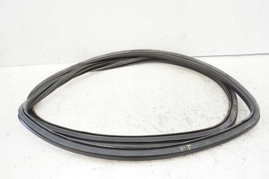 фото №1, Прокладка дверь правый задняя opel zafira b lift