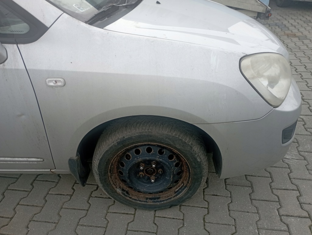 фото №1, Kia carens iii крила правий перед передній