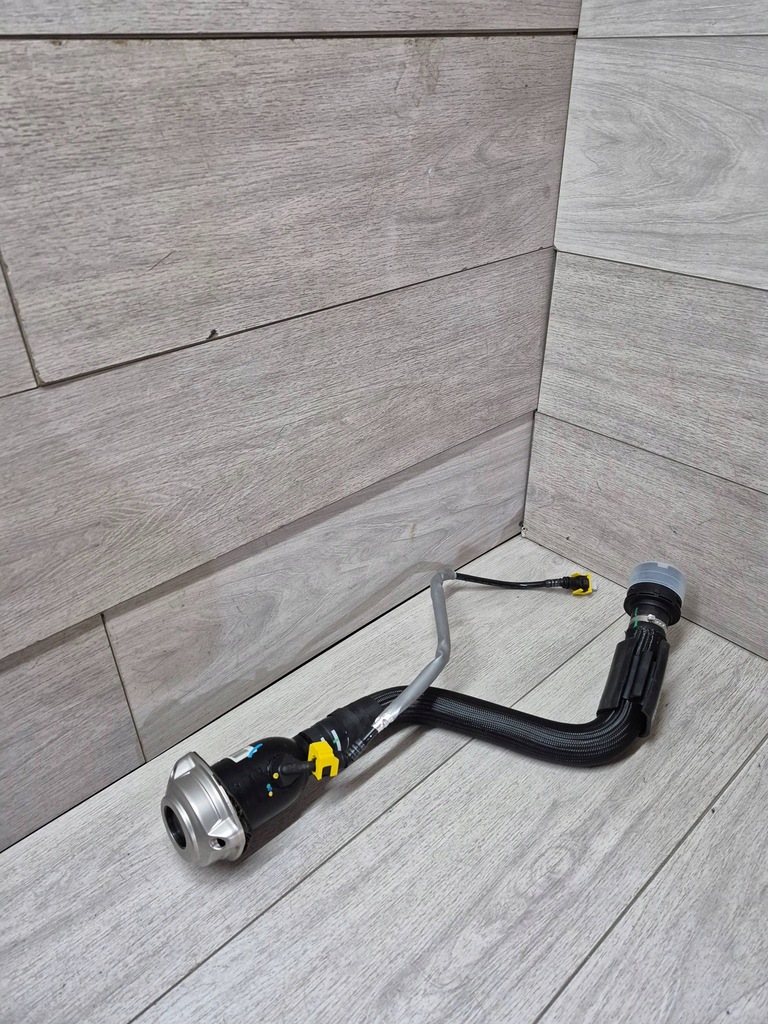 фото №1, 11593. ferrari ff шланг паливний ferrari 274549