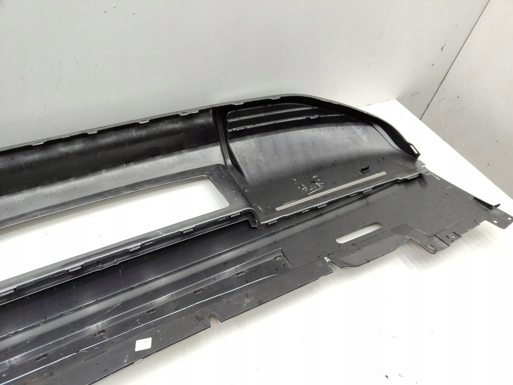 фото №8, Audi q6 e-tron диффузор накладка молдинг бампера задняя заднего 85h807521a