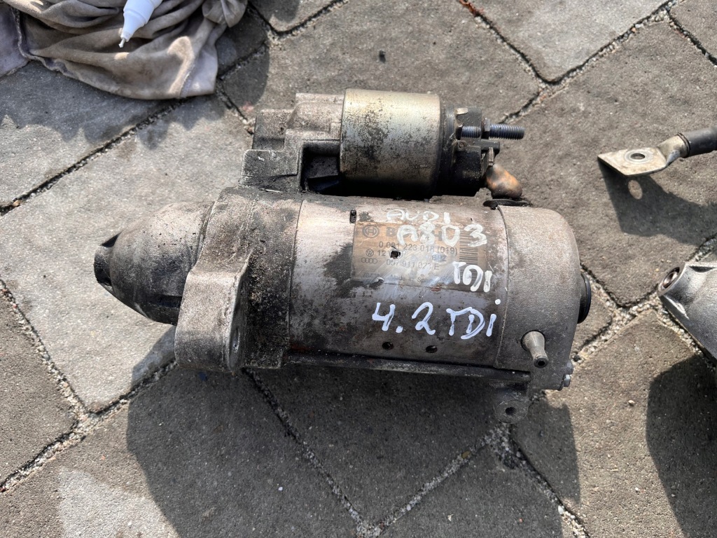 Купити Audi a8 d3 4.2 tdi стартер