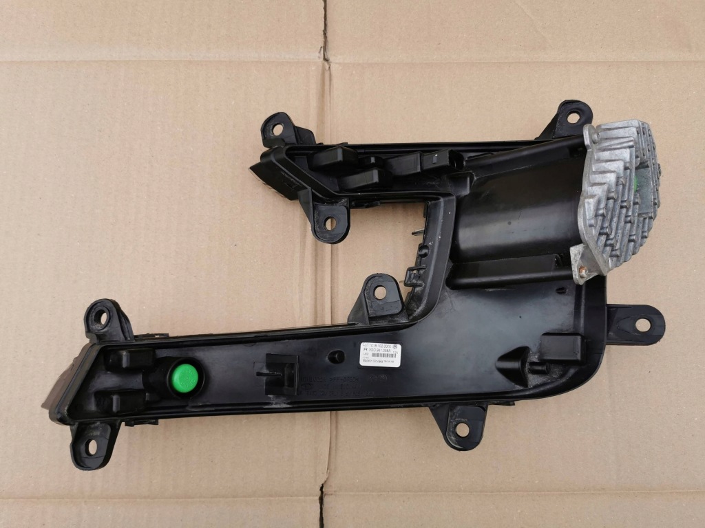 Vw passat b8 3g0 gte 14-19 противотуманная фара led drl правый 3g0941056a с Разборки