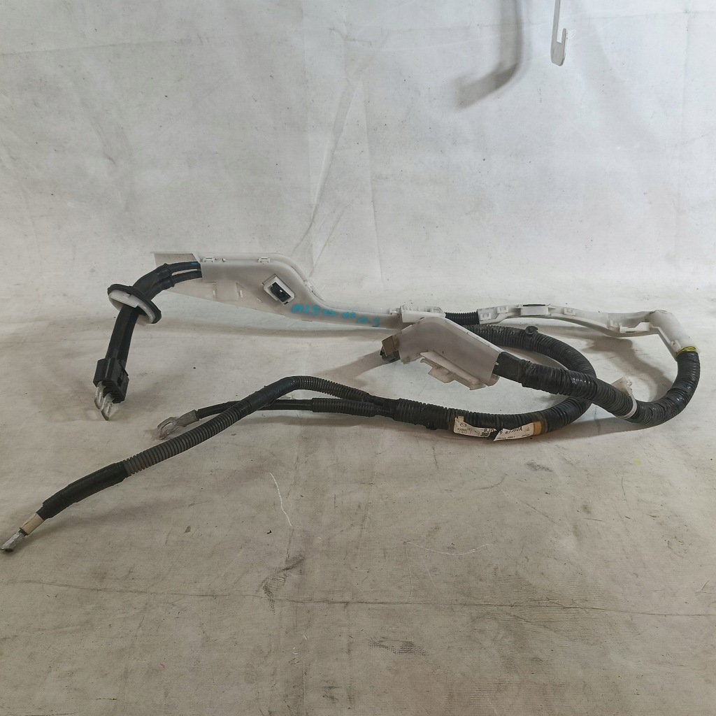 Купить Mazda 3 13-17 шланг аккумулятор bjd667250a америка