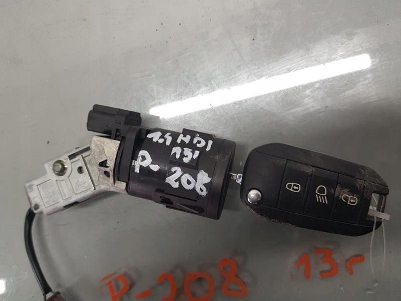 фото №2, Замок зажигания ключ peugeot 208 i 1.4 hdi