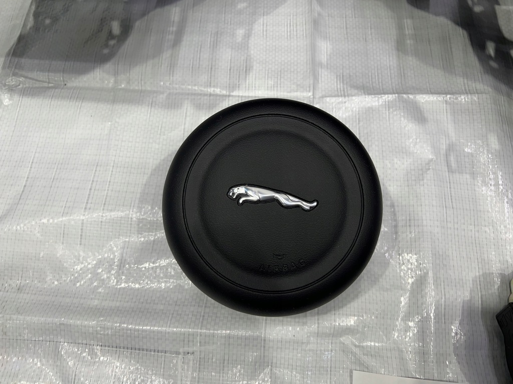 фото №5, Jaguar f-pace консоль приборная панель приборная приборная панель