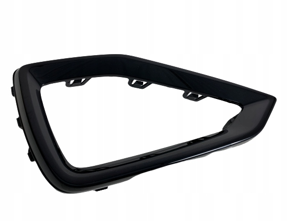 Купити Audi q2 lift решітка бампера права задня 81a807968b