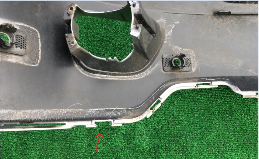 Jeep grand cherokee 2010-13r бампер передній Ціна