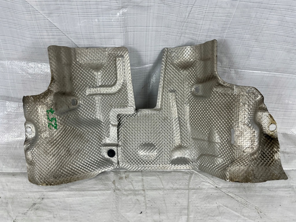 фото №1, Mercedes cls 257 w257 c257 захист ізоляція теплова a2136823900
