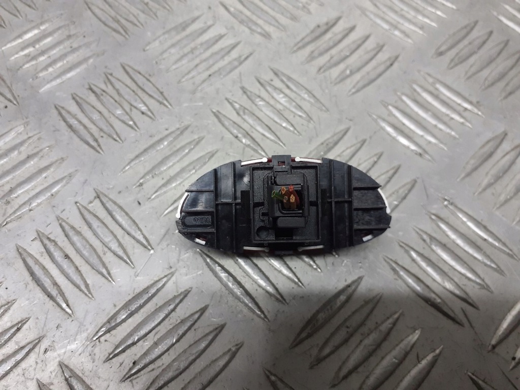 фото №2, Кнопка блокировка дверь peugeot 206 sw
