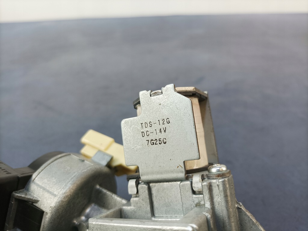 фото №5, Mazda 5 i cr замок запалювання ключ c23666938b