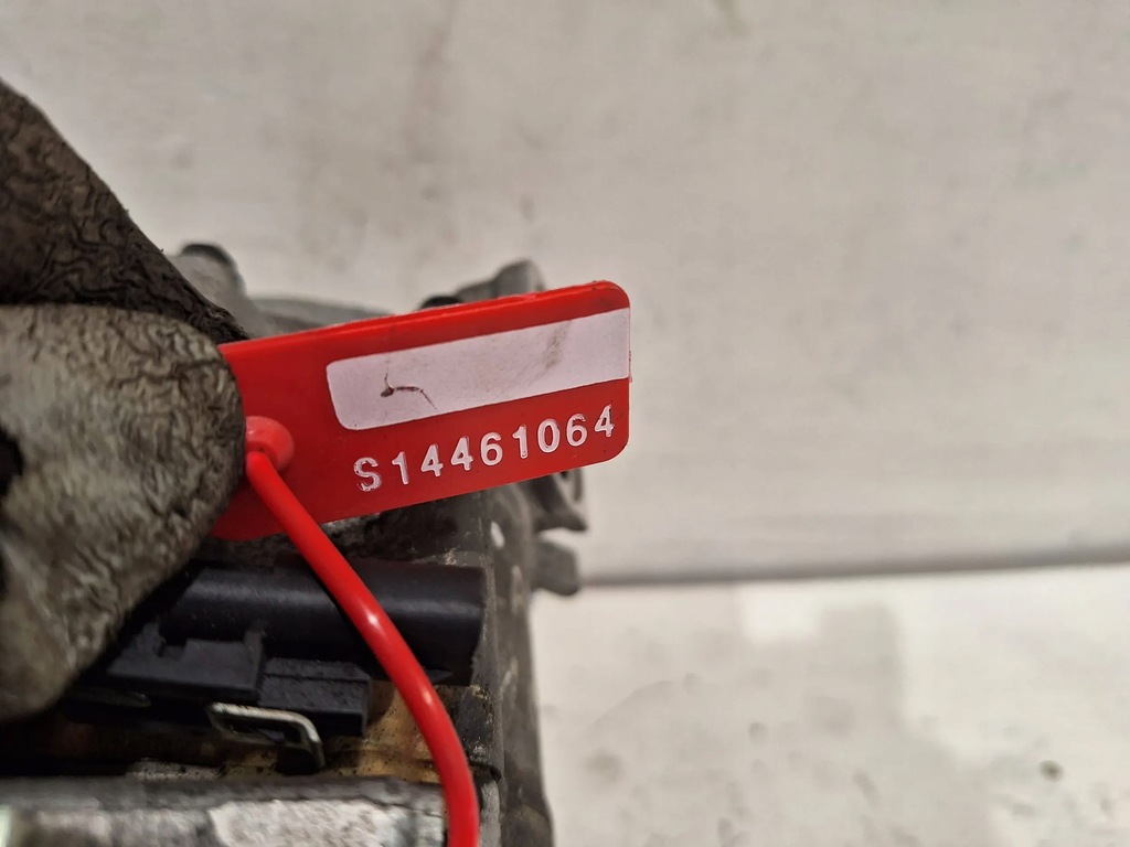 фото №6, Компресор кондиціонера 94551797 opel karl 1.0 12v 14-