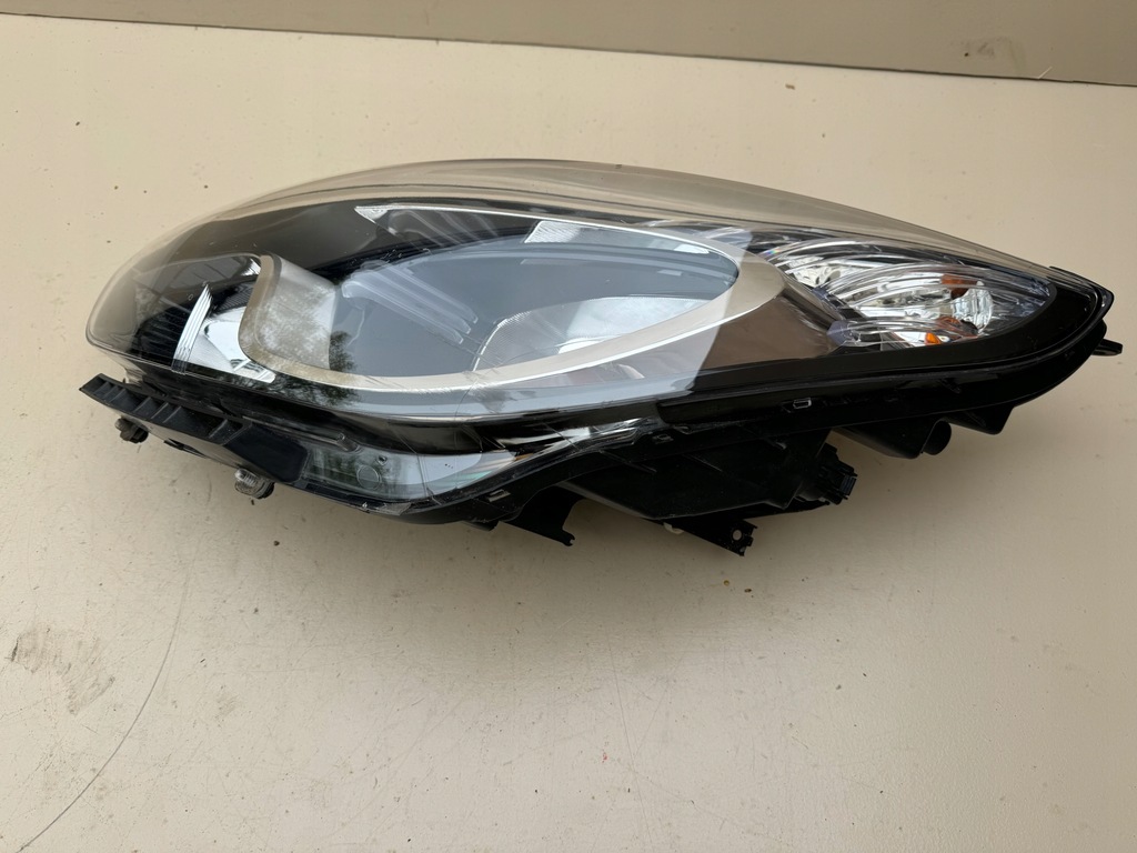 фото №8, Hyundai ix20 10-15r лампа левая передняя левый перед 92101-1kxxx