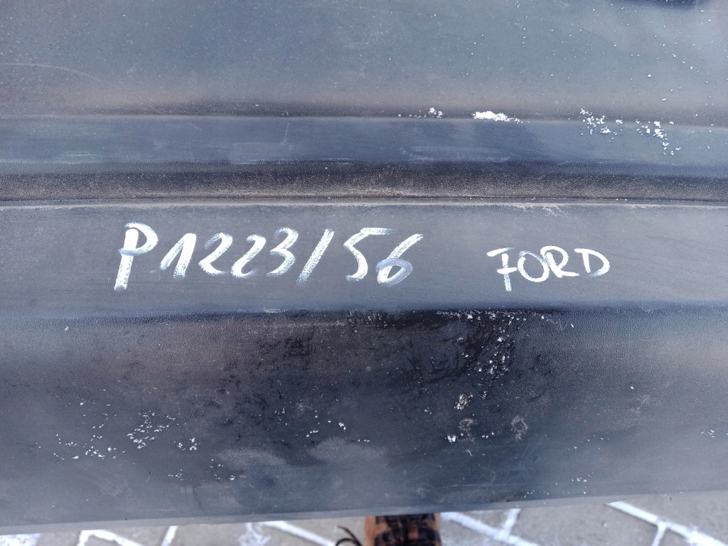 Ford focus mk3 kombi 10- бампер задня задній Зі Шроту