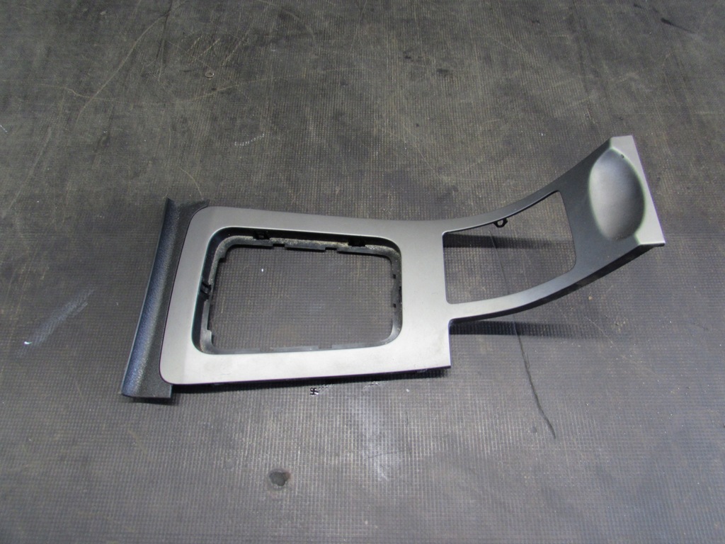 фото №1, Рамка домкрата 9646824577 peugeot 407 04-11r