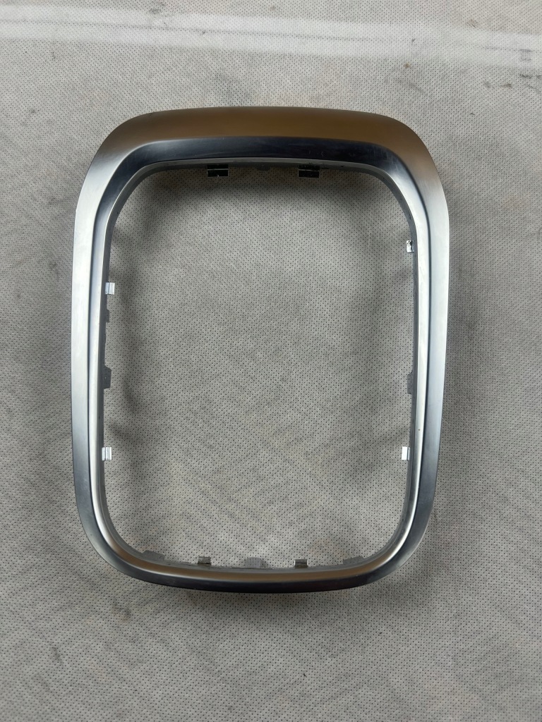 фото №1, Dekor рамка вибірник хром renault megane iv 969131129r