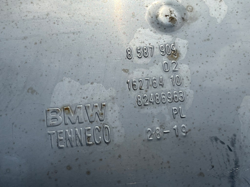 фото №12, Bmw x1 f48 lci lift 2.0 d катализатор выхлоп гаситель датчики комплект оригинал