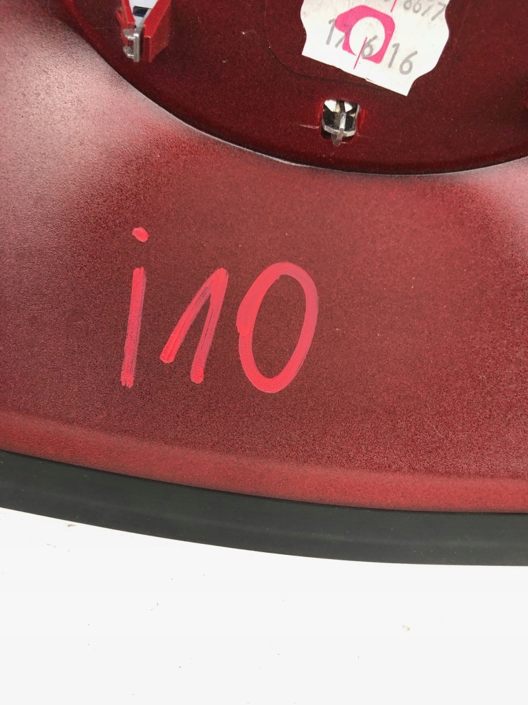 фото №9, Toyota yaris iii накладка крышки задний 76801-0db20