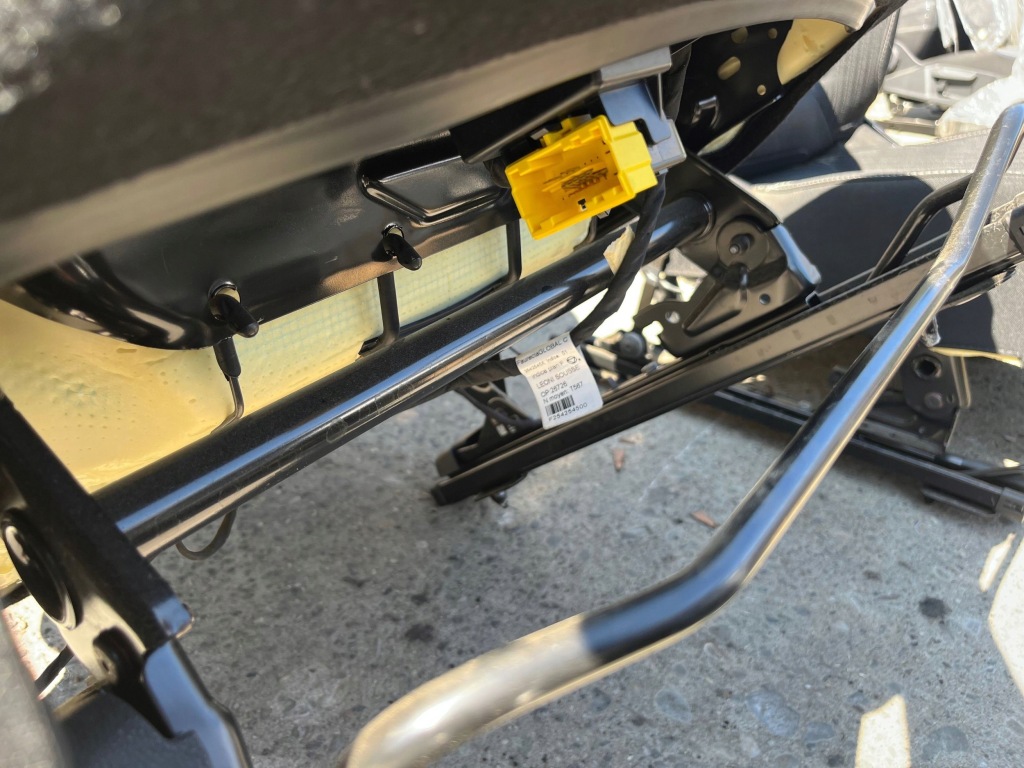 фото №15, Renault megane iv 4 kombi 2019r сиденья подогрев заднее сиденье задняя комплект