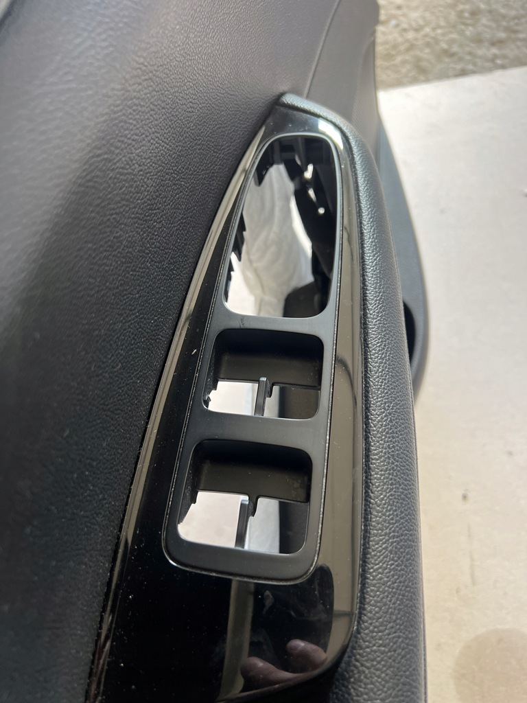 фото №8, Kia optima jf kombi 16-19 обивка обшивка дверь левый перед europa