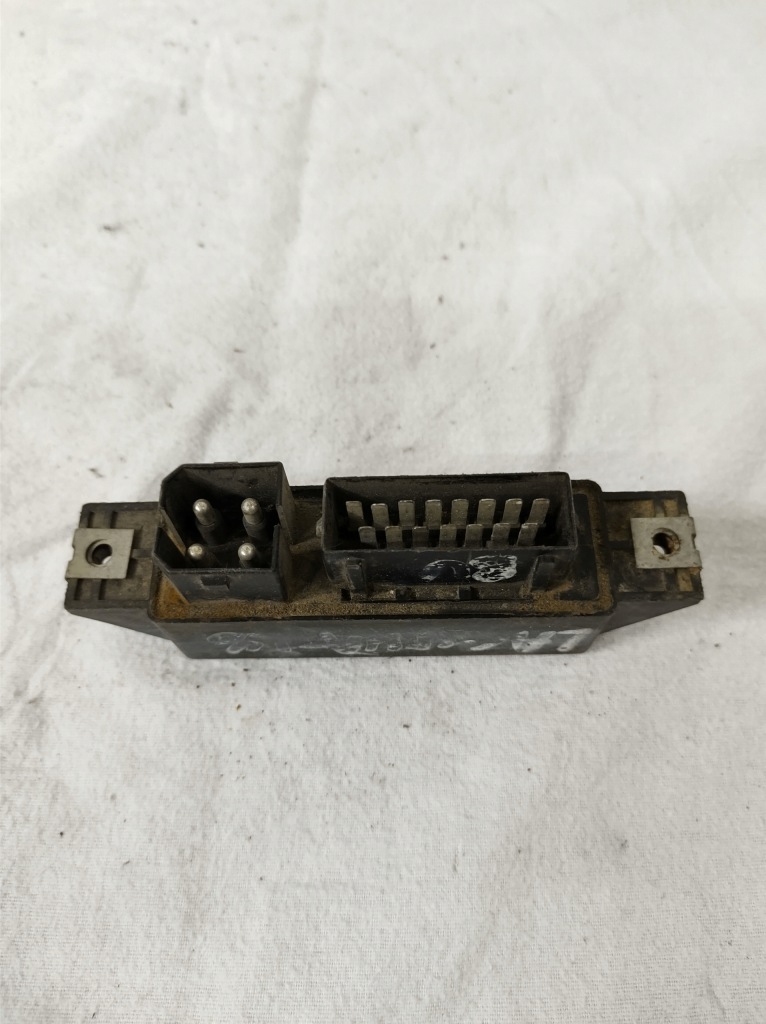 фото №2, Модуль блок управления abs renault laguna 898652000