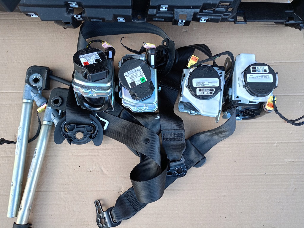 фото №5, Cupra born консоль приборная панель приборная демонтаж