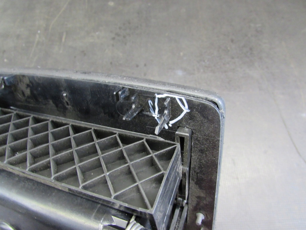 фото №7, Бардачок верхний 1t1857921b vw touran 03-06 r.