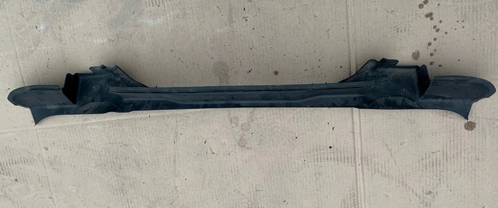 фото №1, Mercedes w213 защита молдинг задняя a2136900501