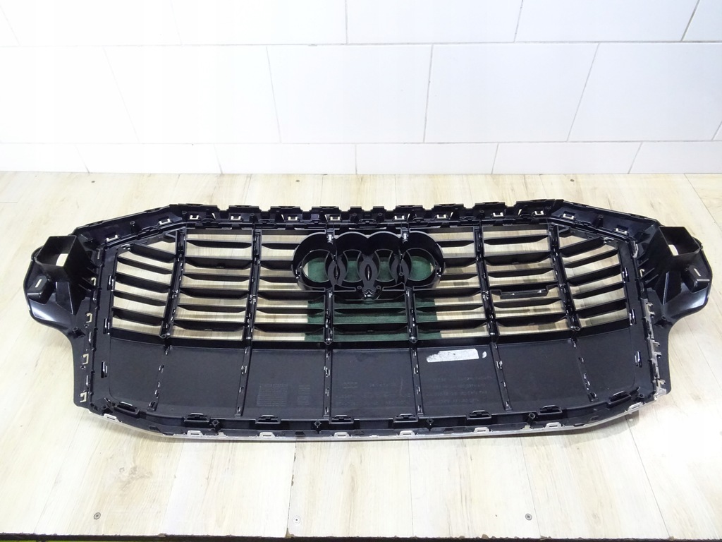 фото №8, Решітка радіатора решітка радіатора audi q7 4m0 4m0853651 lift камера