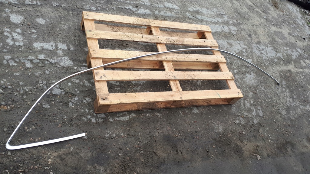 фото №1, Q5 8r молдинг хром кузовна права 8r0853704b