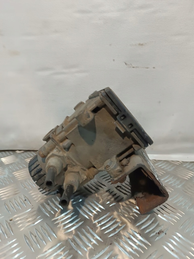 Клапан модулятор osi knorr-bremse scania 0486203025 Оригинал