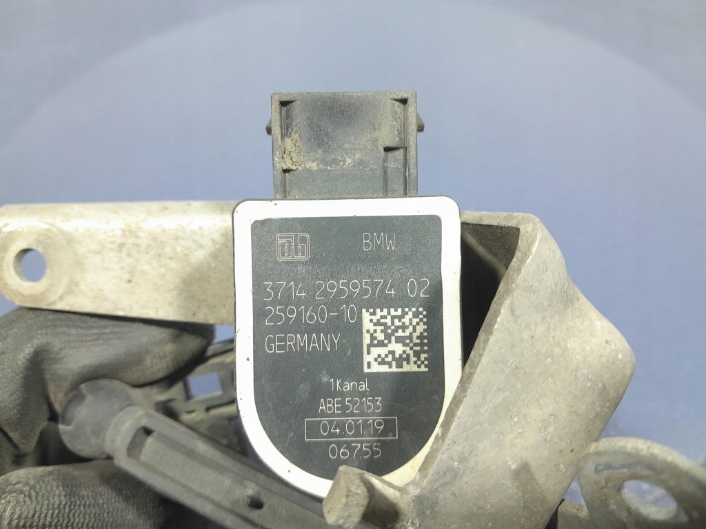 Bmw m5 f90 g30 датчик выравнивание света 6869138 в Украине