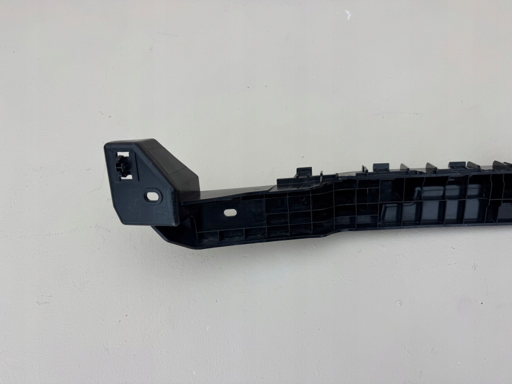 фото №11, Tesla model y 20r- направляющая кронштейн бампера задняя 1494045-00