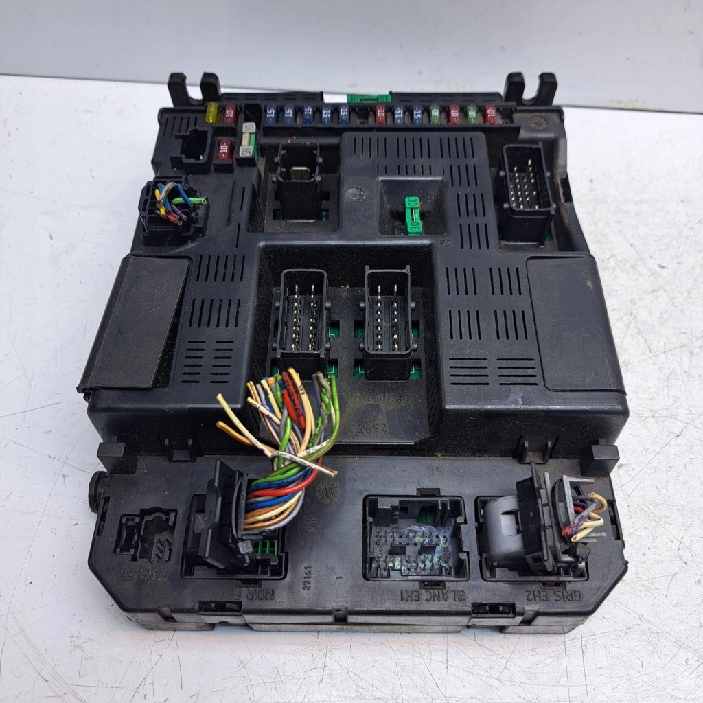 Купити Модуль коробка запобіжників bsi peugeot 307 9649510580