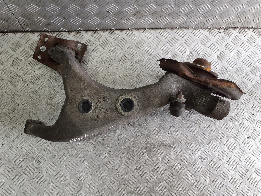 фото №5, Поворотный кулак рычаг левый задняя lancia lybra 1.9 jtd