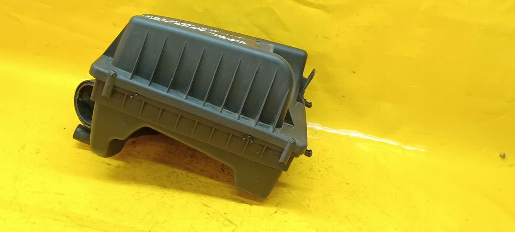 фото №10, Корпус фильтра воздуха astra iii h 1,6b 55353465