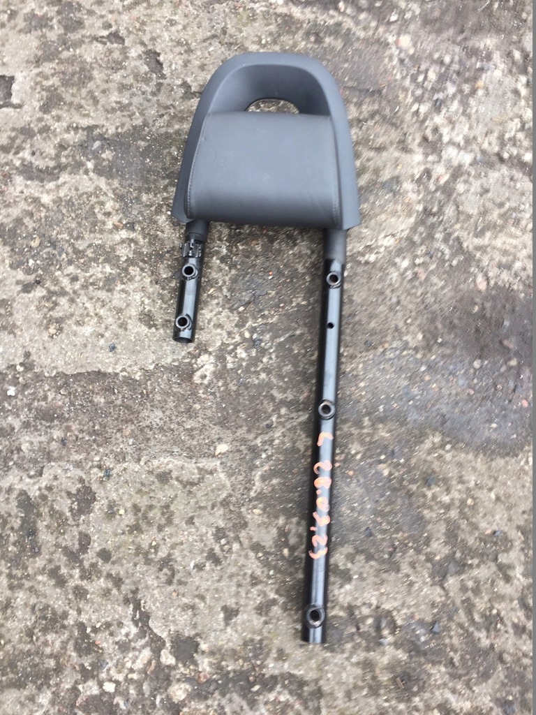 фото №1, Audi a3 8p lift cabrio підголівник лівий задня шкіра