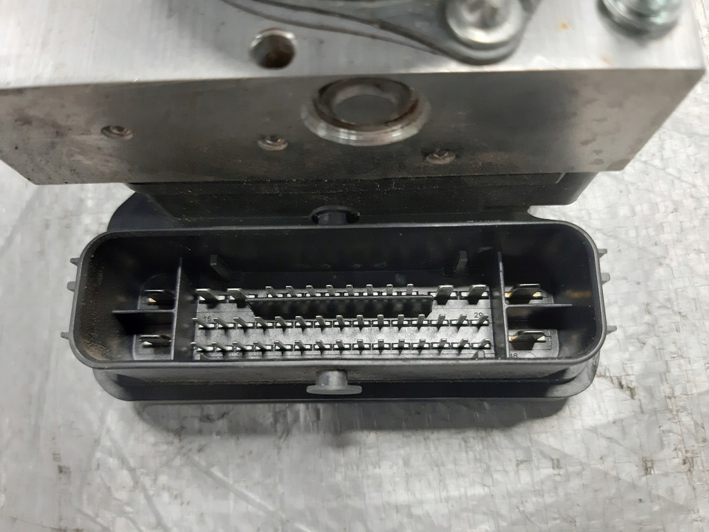 фото №7, A1779006407 насос abs esp mercedes glb x247 2.0cdi