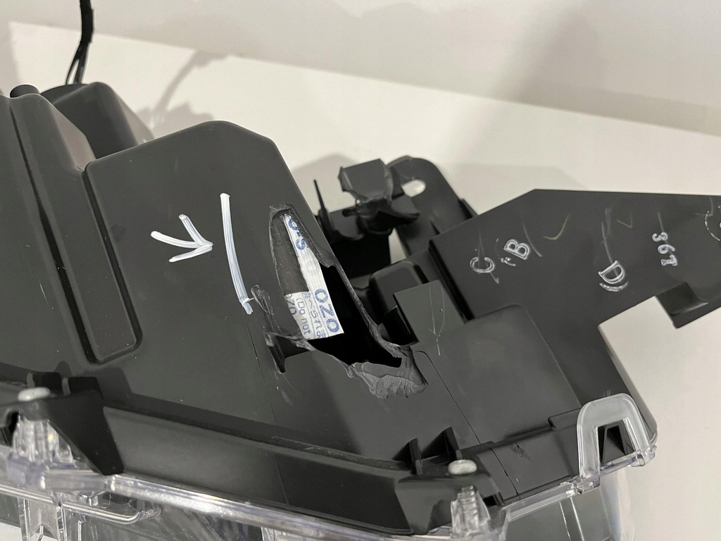 фото №12, Toyota corolla e21 cross лампа левый перед hasco 16-184