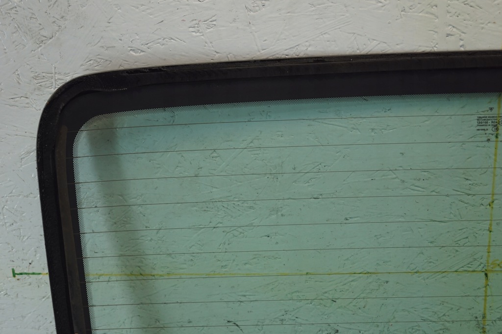 фото №11, Стекло багажника задняя porsche 911 997