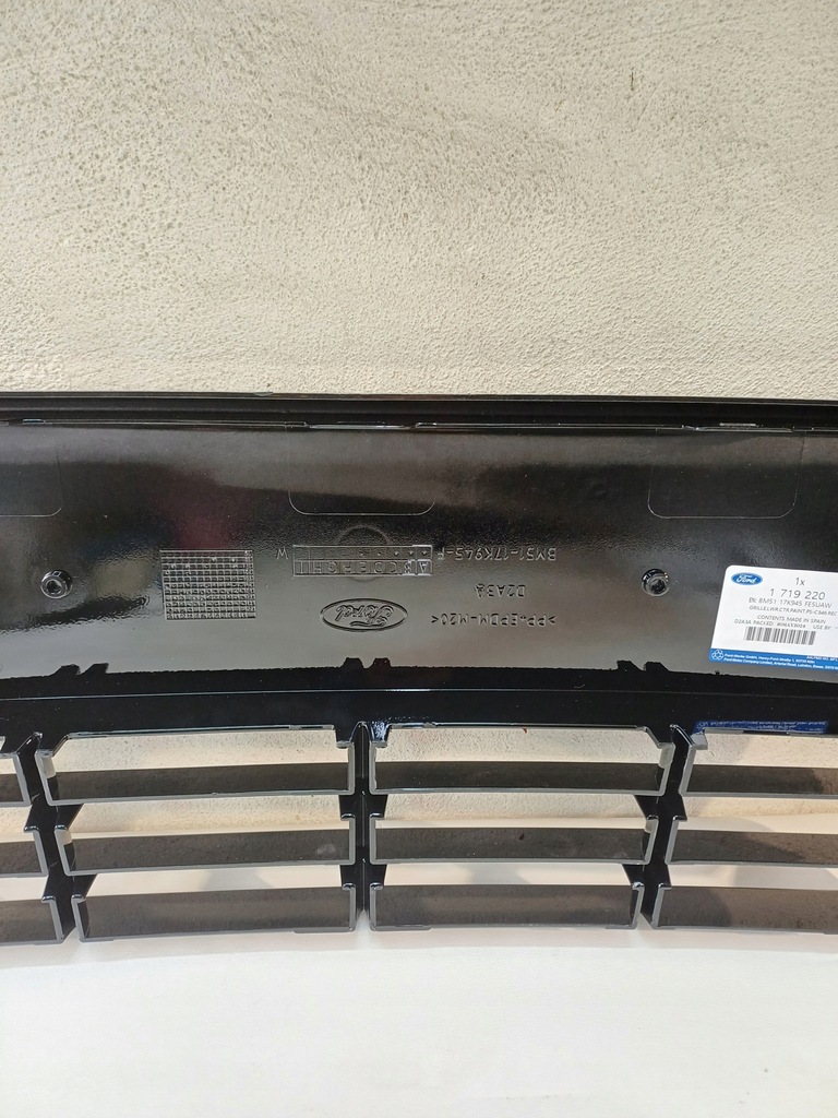 фото №11, Решётка средняя бампера перед ford focus mk iii 3 10-14