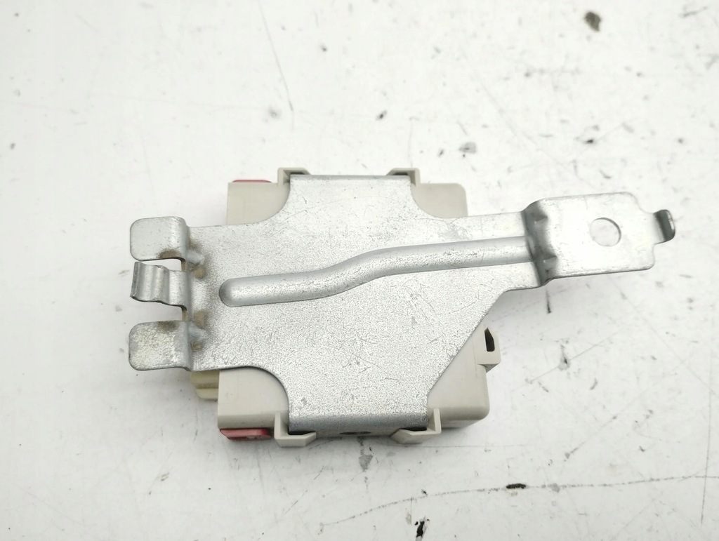 фото №5, Peugeot 4007 2009 реле света дневного