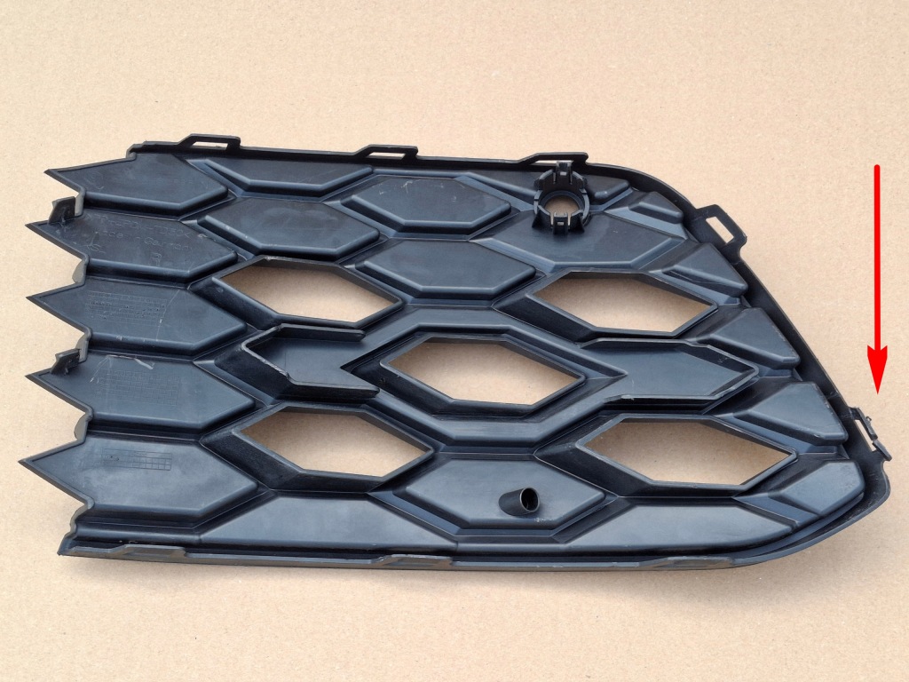 фото №12, Vw golf 8 viii gti gtd gte противотуманная фара правый led решётка бампера 5h0941700d